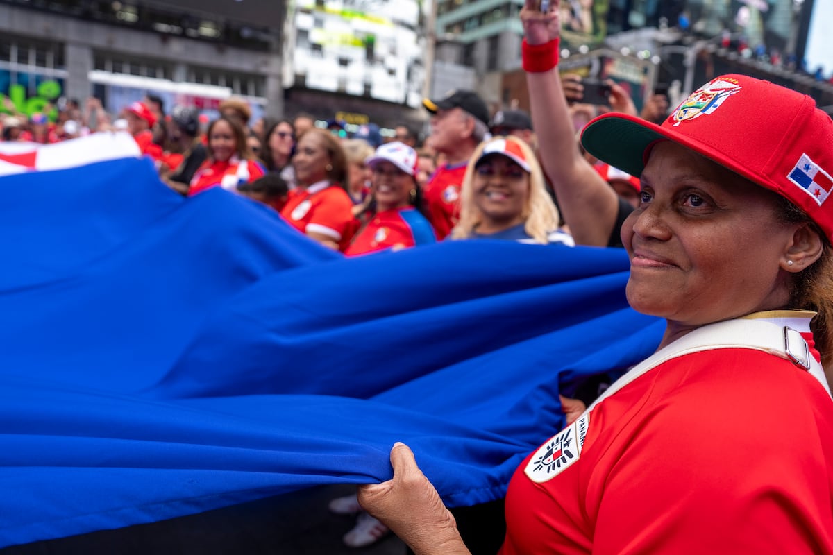 Fotos del banderazo panameño en Times Square, Nueva York, previo al partido contra Inglaterra