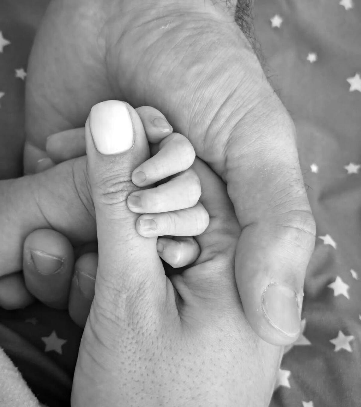 La presentadora de tv, Amanda Díaz, y su esposo Mario Fonseca dan la bienvenida a su primer hijo