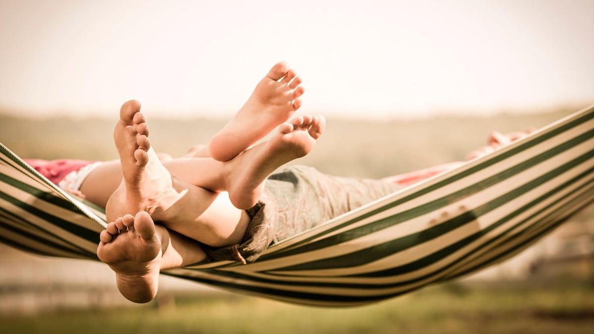 Cómo fortalecer los músculos de tus pies puede mejorar cómo mueves todo tu cuerpo (y 3 ejercicios fáciles para lograrlo)