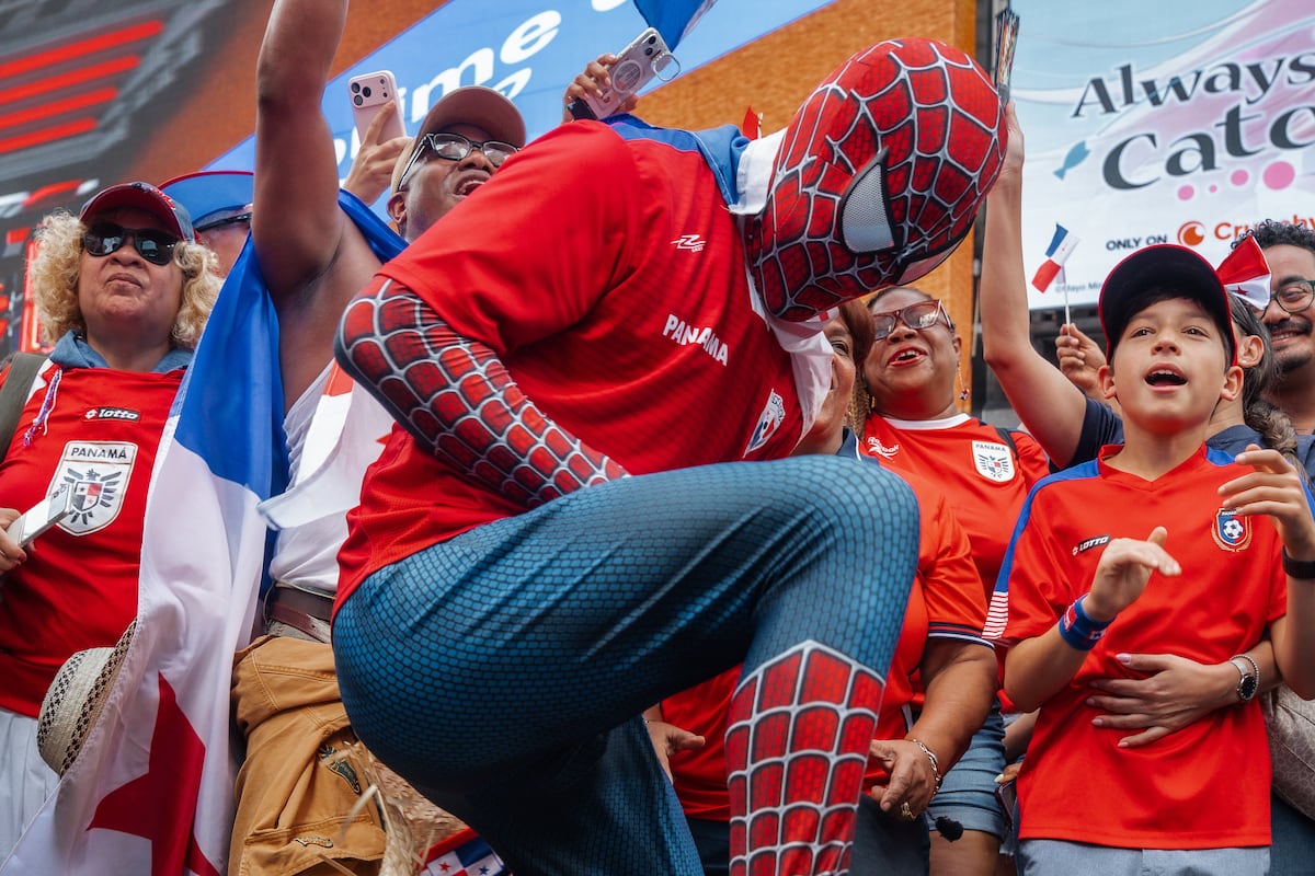 Fotos del banderazo panameño en Times Square, Nueva York, previo al partido contra Inglaterra