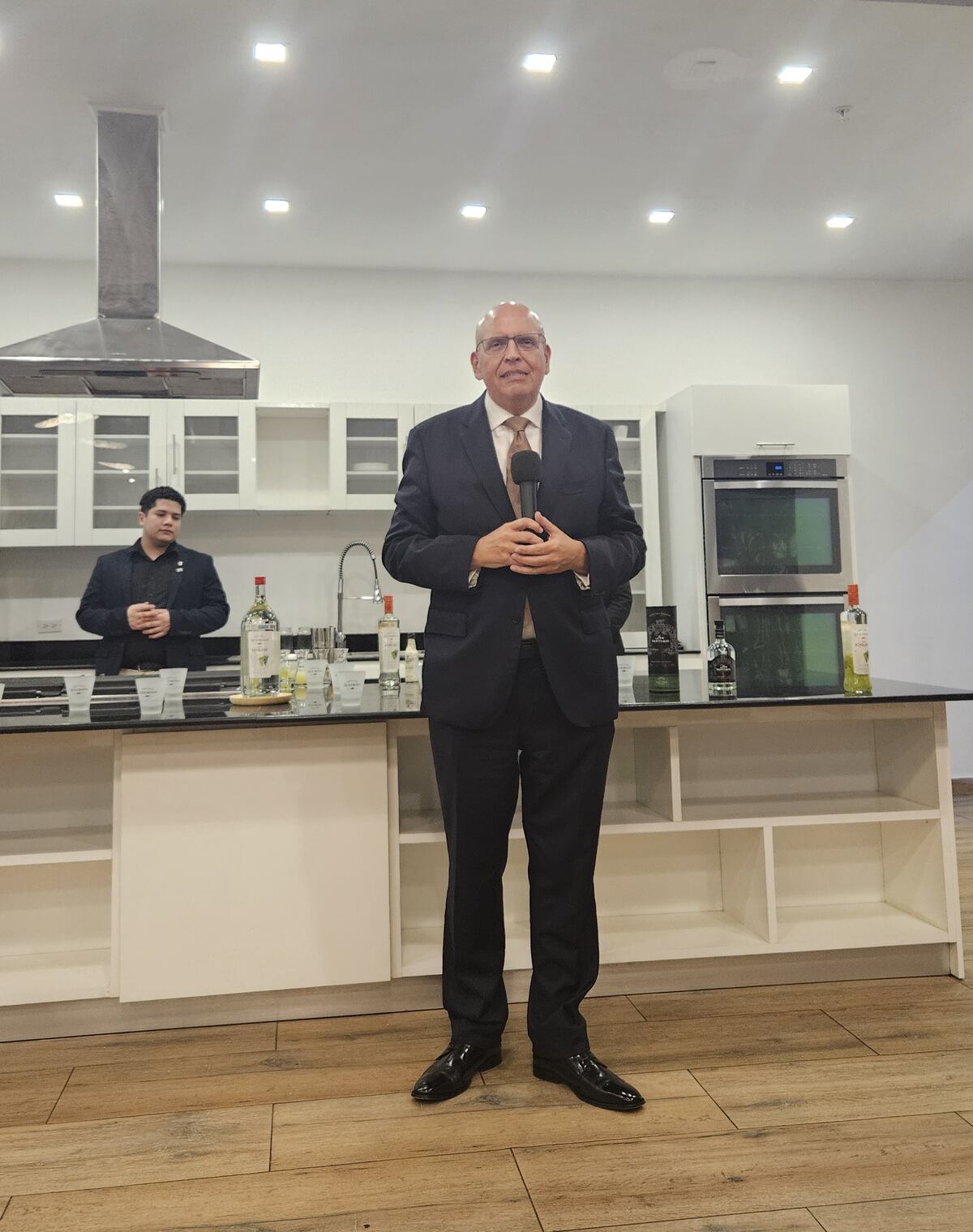 Pisco con ají chombo: taller de pisco sour, un viaje sensorial a través de la bebida emblemática de Perú