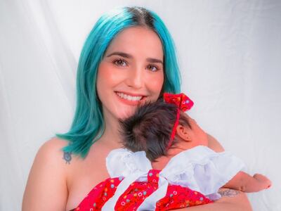 De ‘grinch’ a mamá navideña: la nueva vida de la creadora de contenido Diana Monster