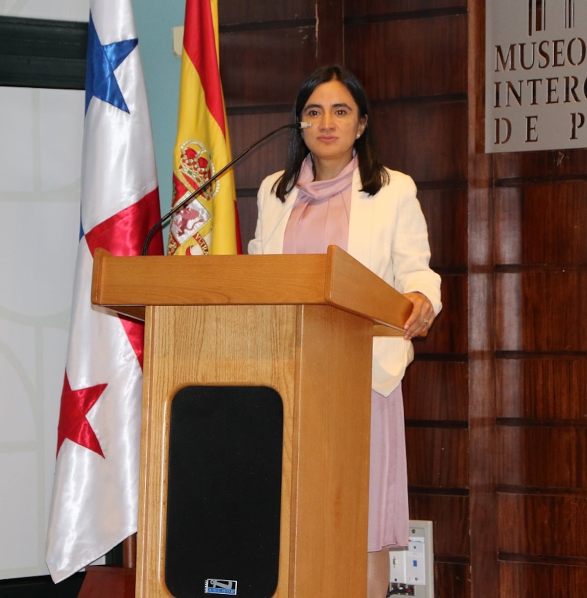 Así fue la restauración de una bandera presidencial panameña de de hace 91 años 