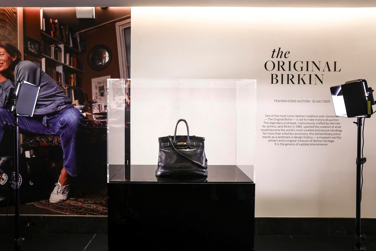 Subastan por 10 millones de dólares el bolso original diseñado por Hermès para Jane Birkin