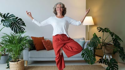 Los sorprendentes beneficios de pararse sobre una sola pierna