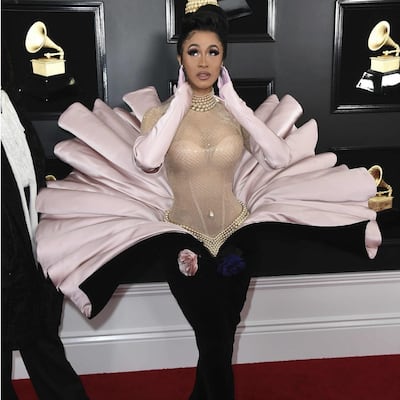 Cardi B admite que drogó y robó a hombres para ‘sobrevivir’