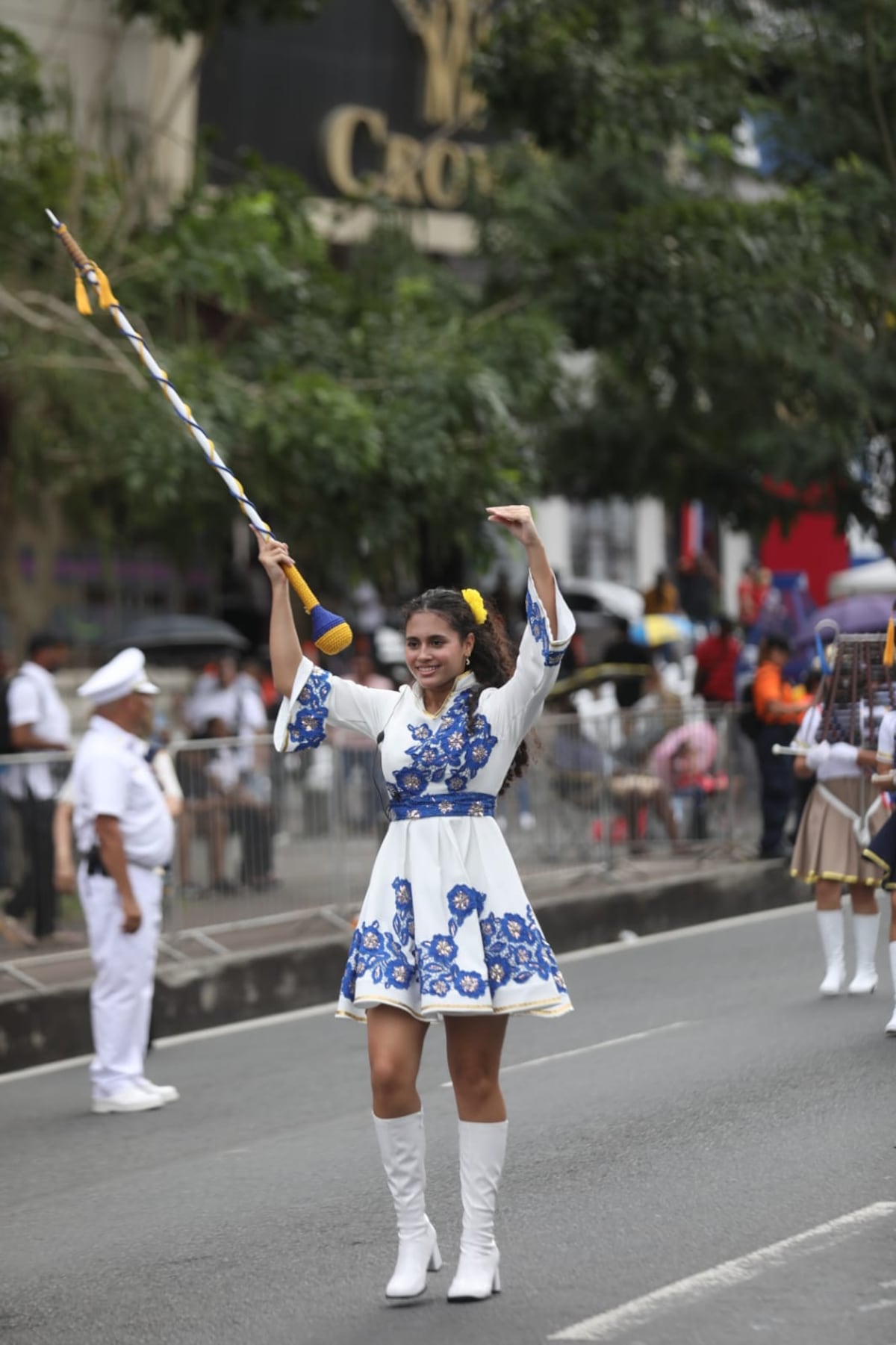 Tambor Mayor: liderazgo con estilo en los desfiles patrios
