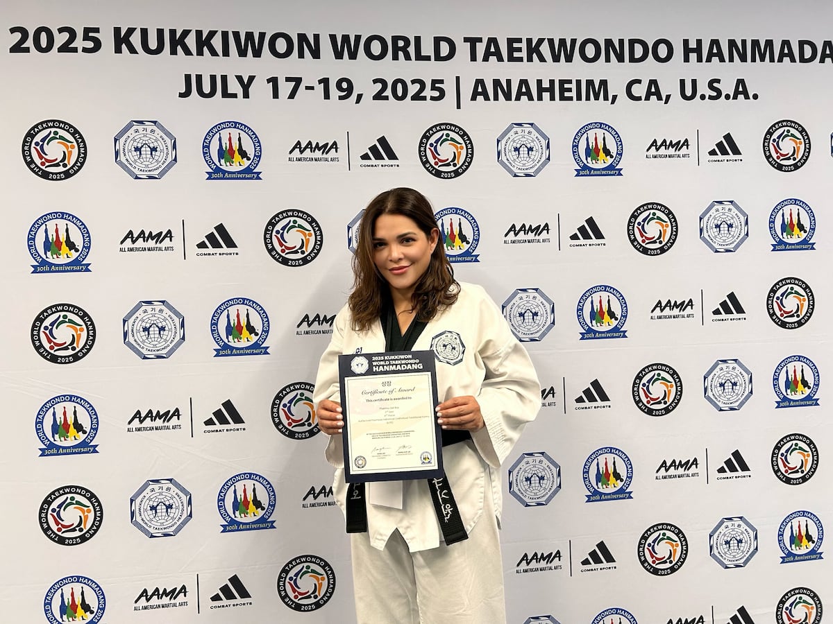 Thelma del Río: la panameña que ganó oro mundial en taekwondo a los 52 años