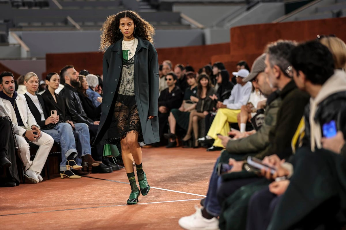 Lacoste combina deporte y moda sobre la pasarela parisina