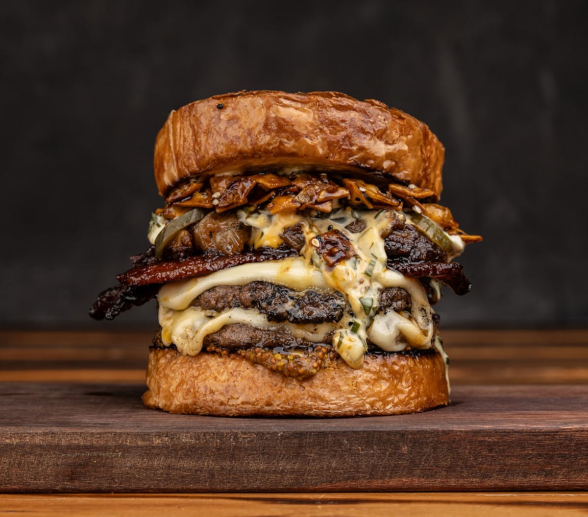 ‘Formé una fila de 5 horas en Panamá para probar esta hamburguesa viral de Burger Week’