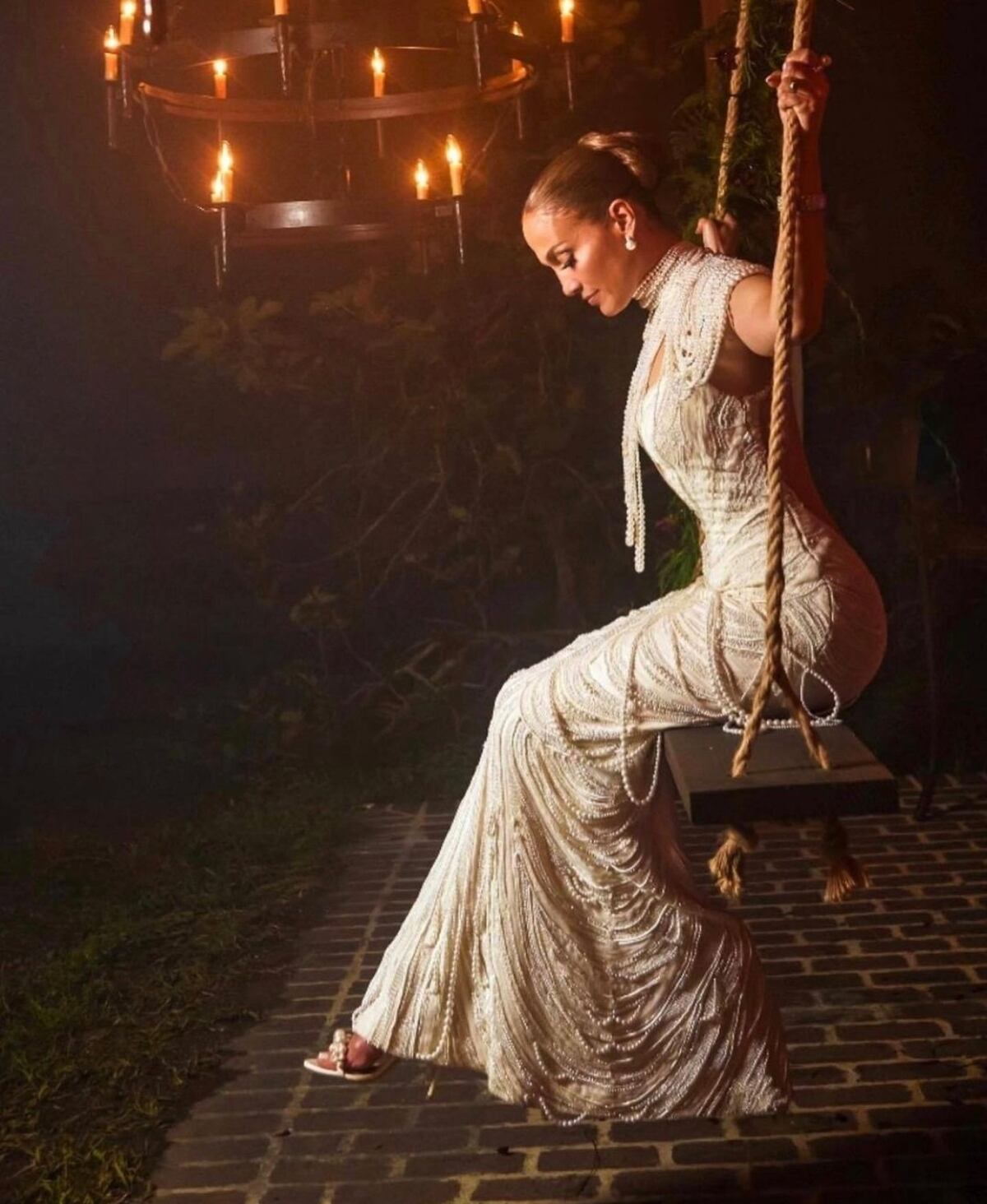 JLo en el altar, una novia con ‘hoodie’ y tres vestidos de boda