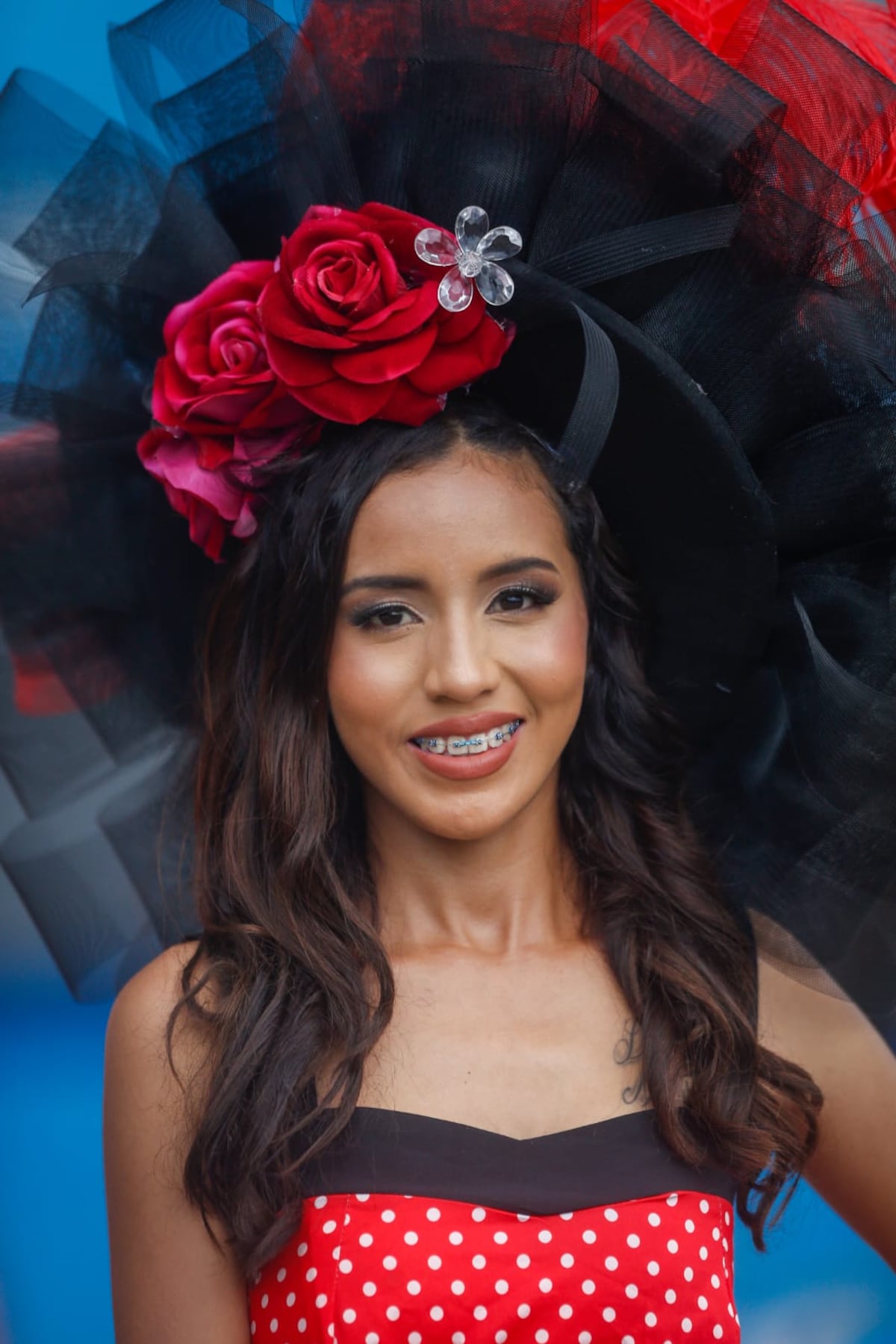 Sombreros en el hipódromo para el prestigioso Clásico Presidente de la República