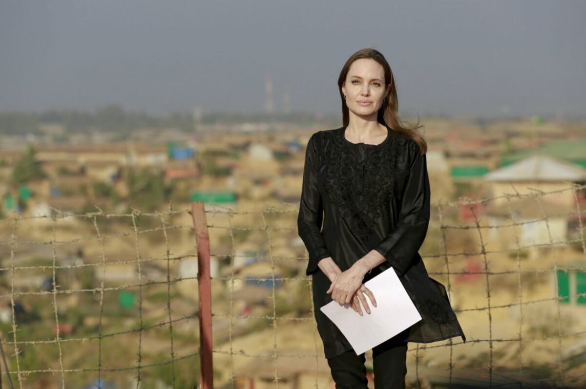 Angelina Jolie pide acabar violencia contra los rohingyá
