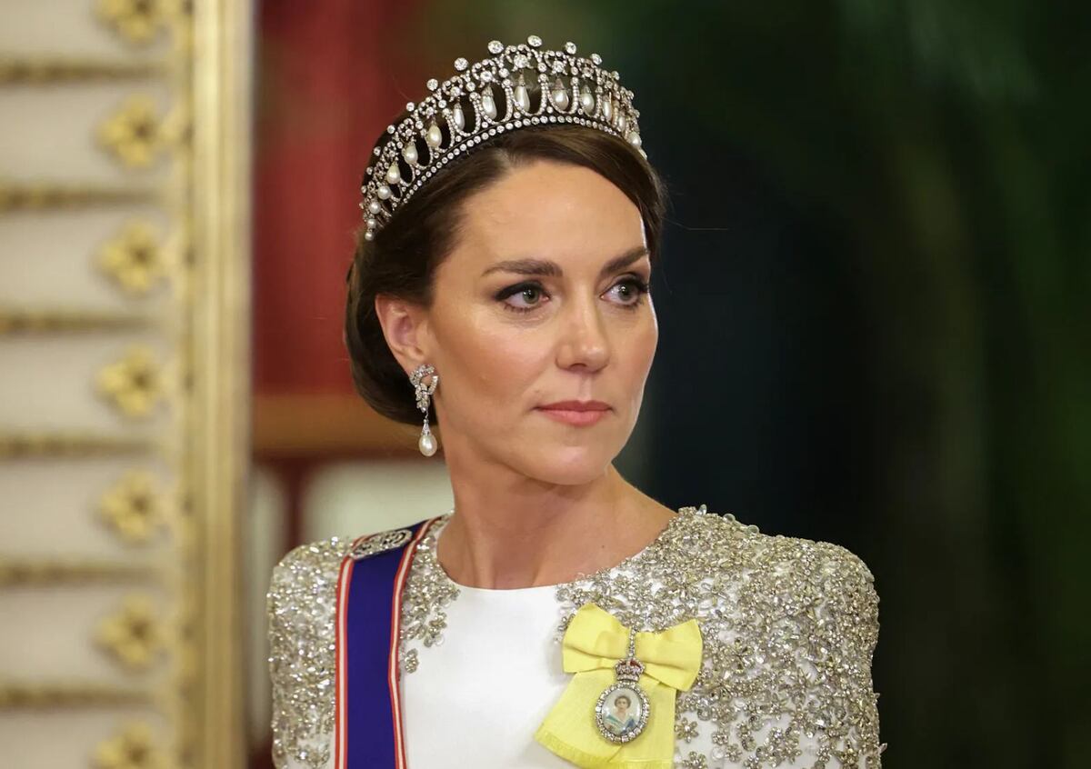 Kate Middleton se viste de novia para su primera aparición de etiqueta como Princesa de Gales