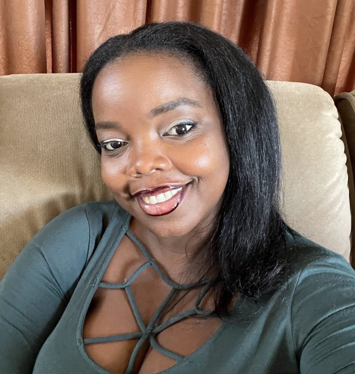 Urenna Best Gayle: ‘La mujer tiene la libertad de tener el cabello como quiera’