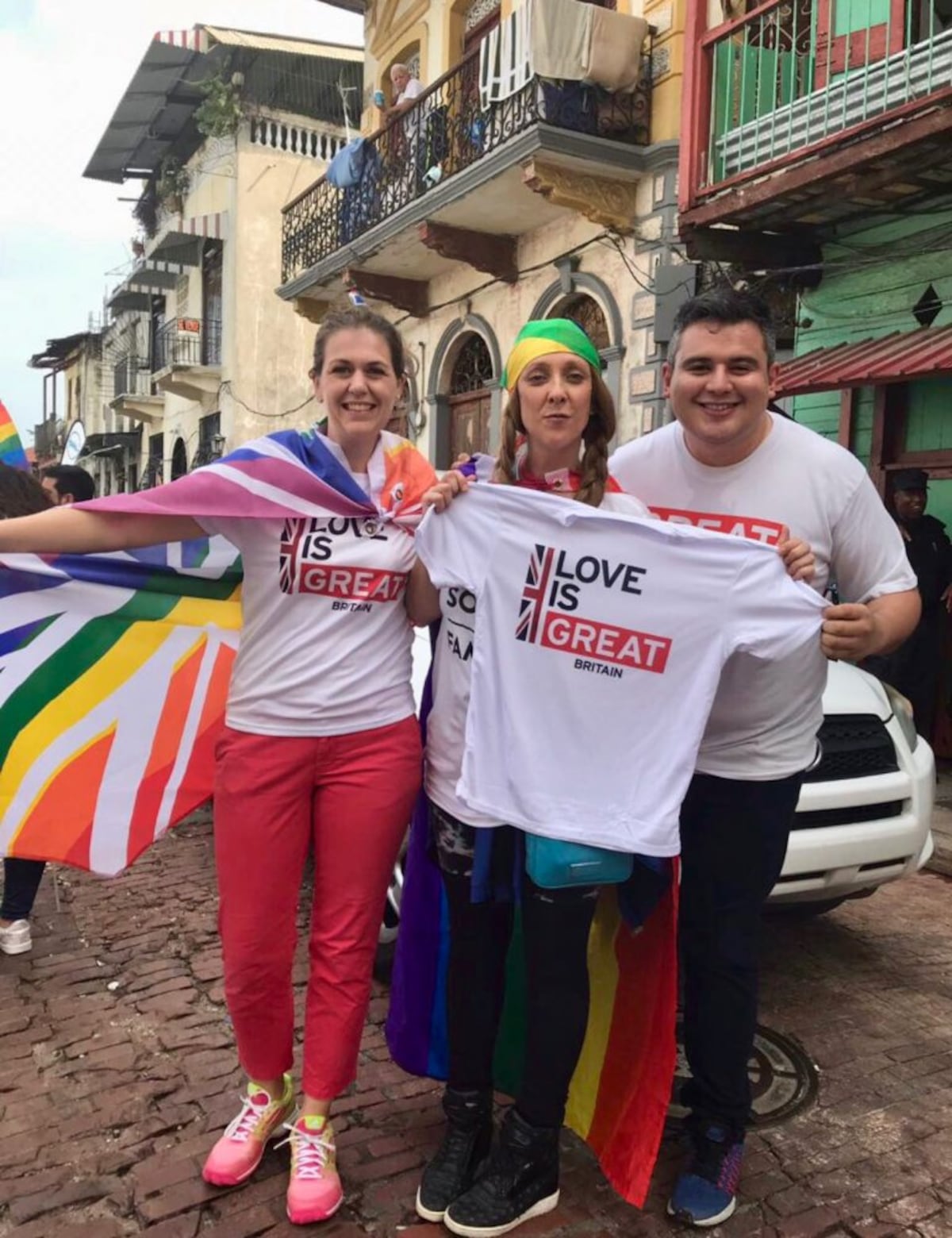 Personalidades de Panamá en la marcha de la diversidad