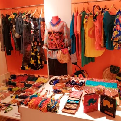 Diseños panameños en la tienda Agatha Ruiz de la Prada en Madrid