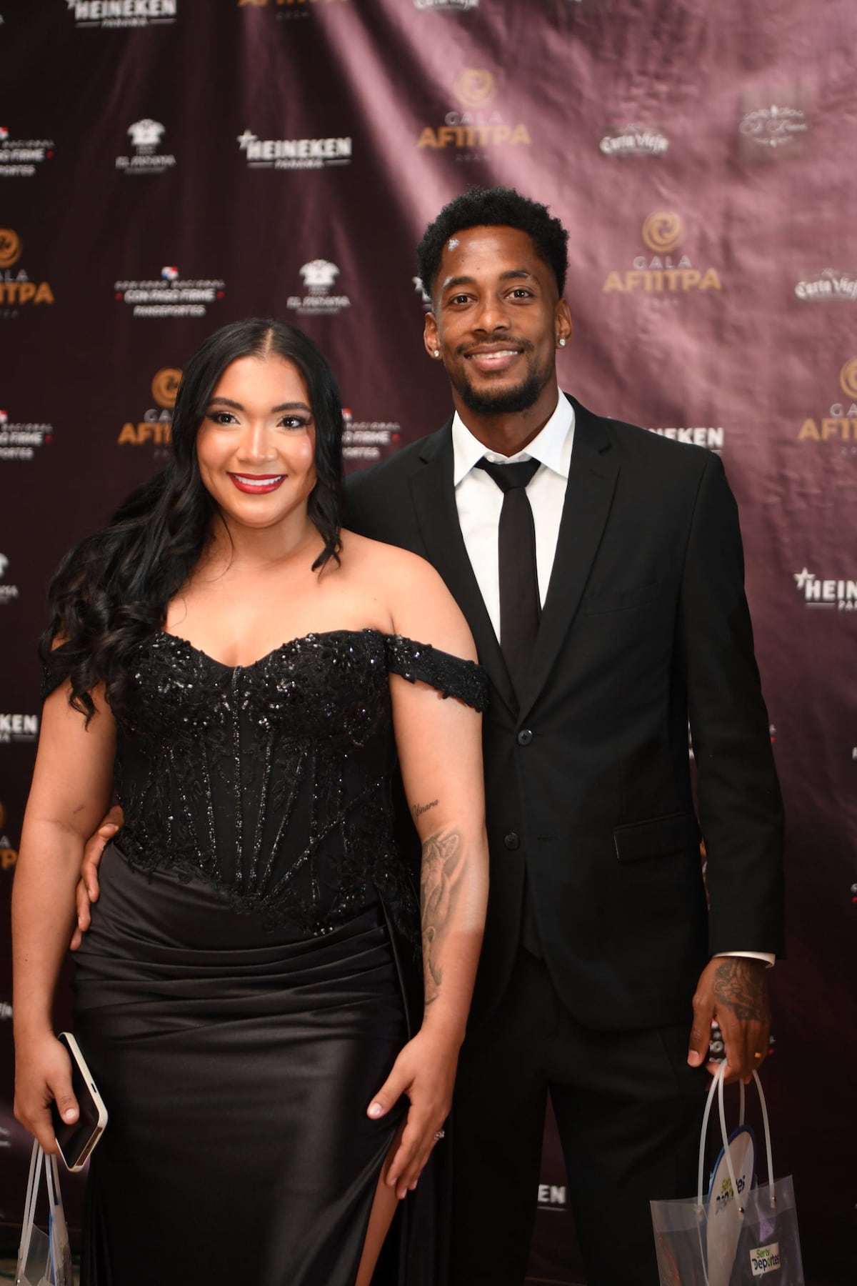 Así lucieron las estrellas de fútbol panameño en la alfombra roja de los premios Afutpa 2024