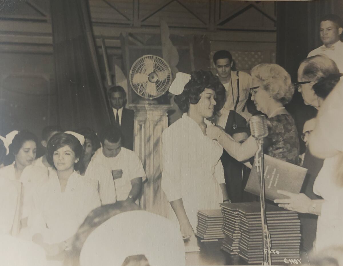 Elba Espinosa de Isaza, una enfermera que atendió a los jóvenes institutores heridos de la gesta del 9 de enero