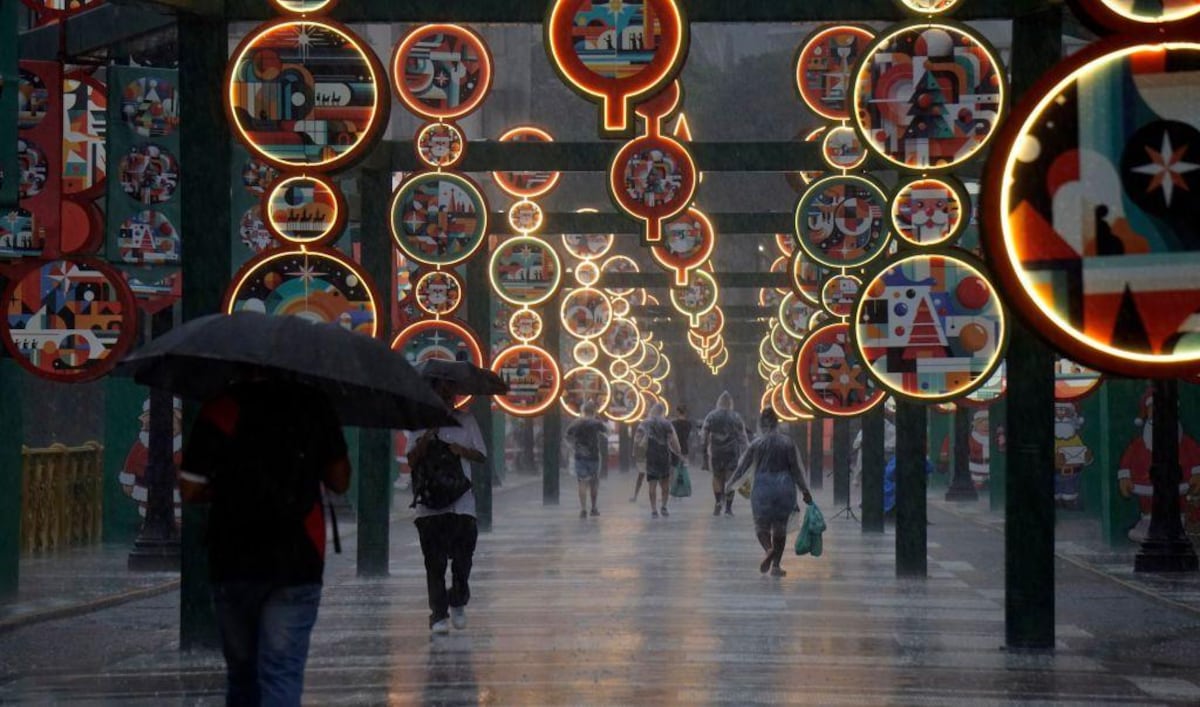 4 beneficios para la salud de salir afuera mientras está lloviendo, según la ciencia