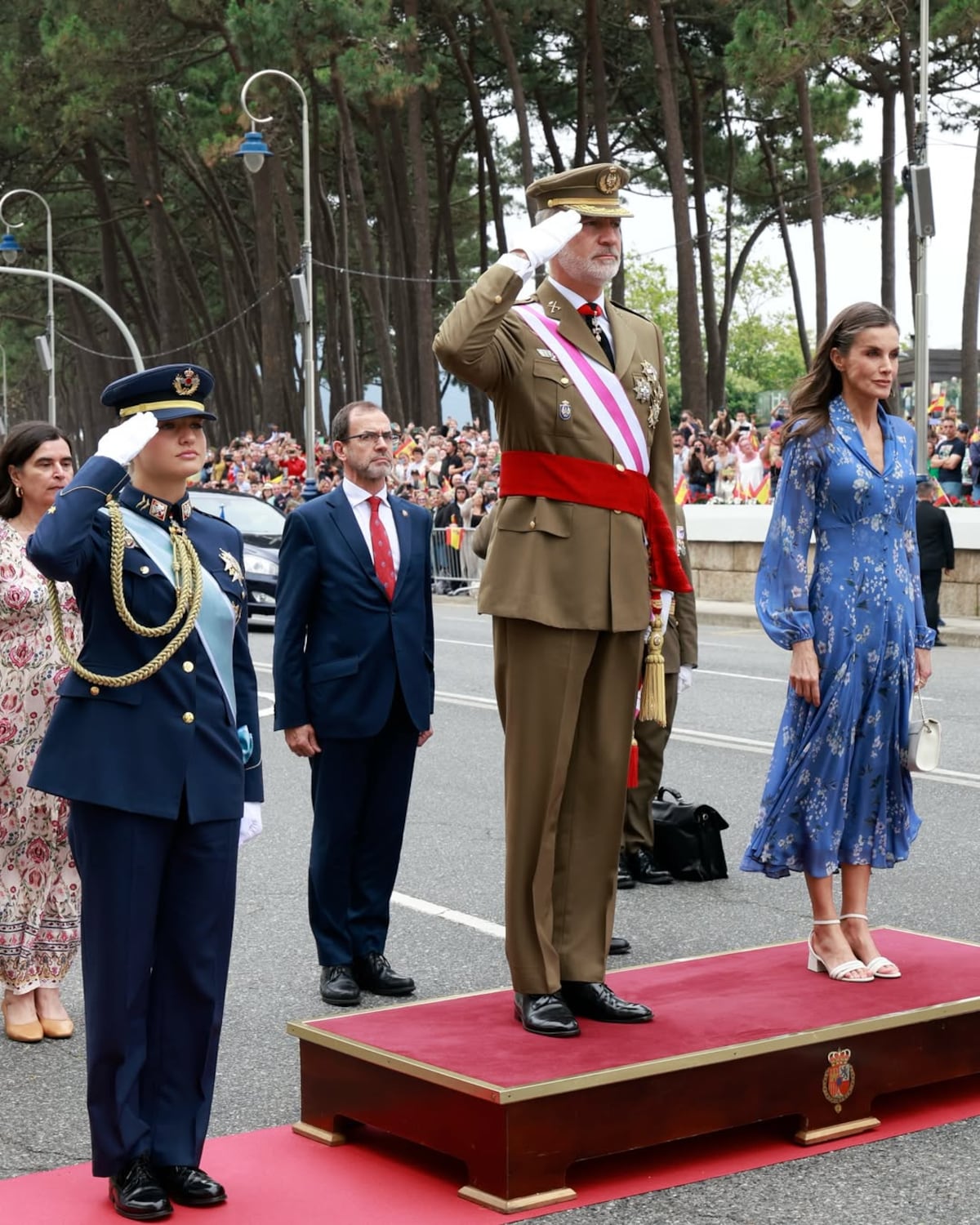 De uniforme azul: la princesa Leonor participa por primera vez del Día de las Fuerzas Armadas