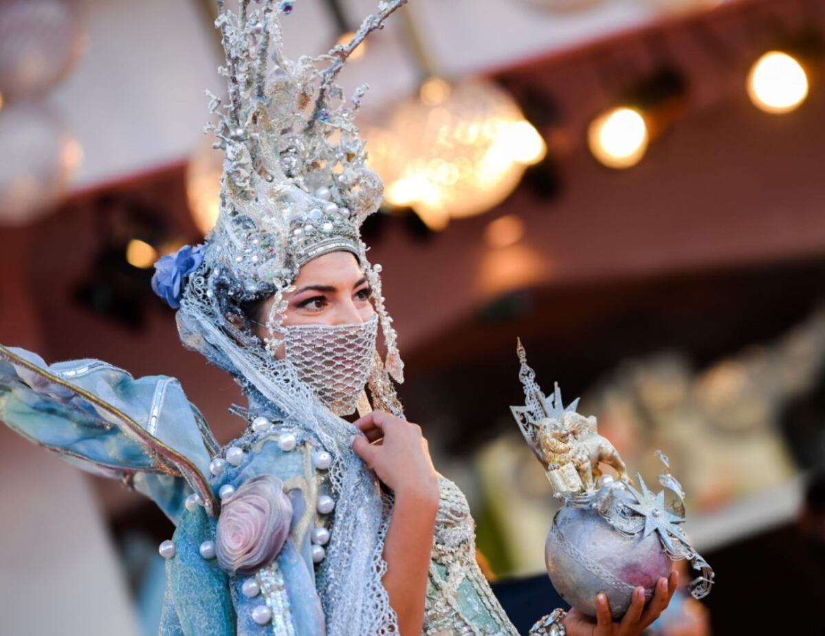 Festival de Cine de Venecia 2020: Con mascarilla en la alfombra roja