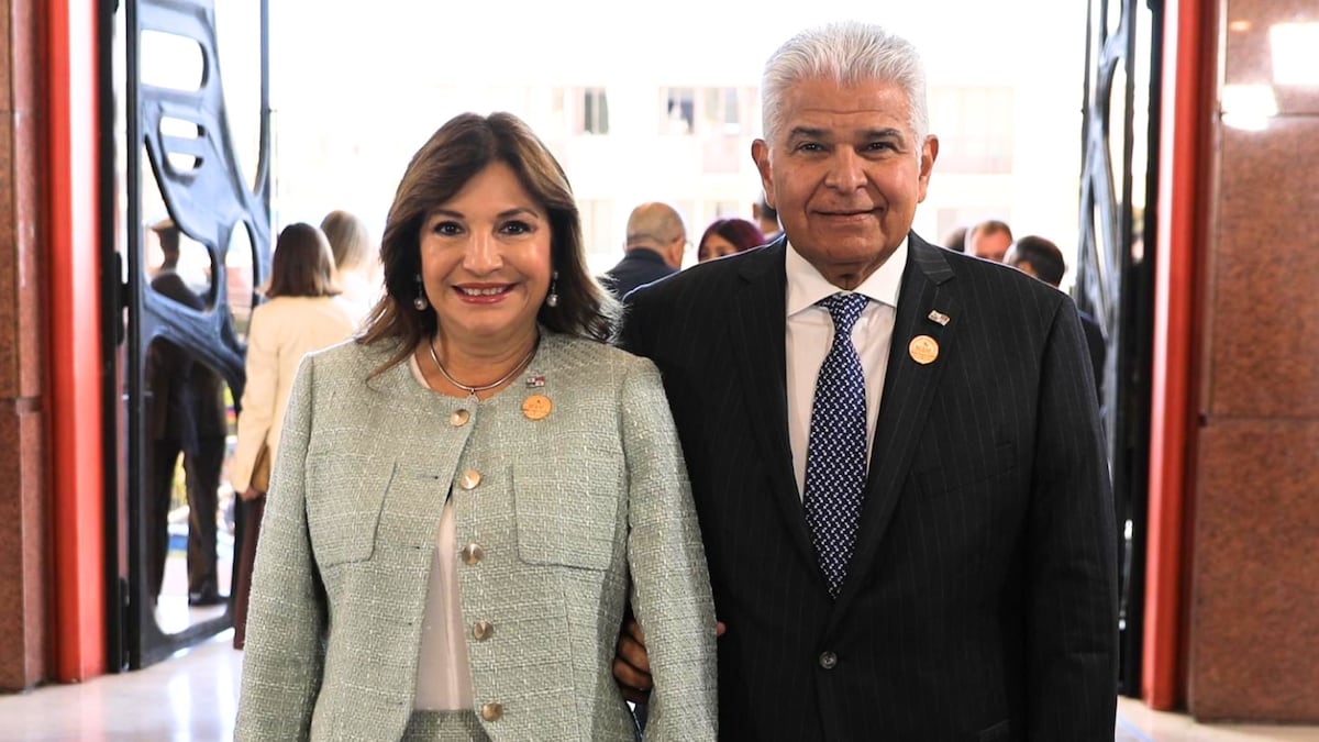 Nuevo viaje de la pareja presidencial: el presidente José Raúl Mulino y su esposa Maricel juntos en Chile