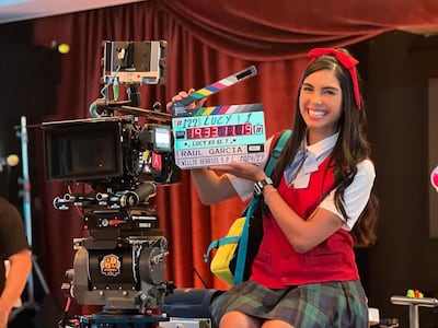 La panameña Liz Grimaldo protagoniza ‘Lucy es el 7′, la nueva serie juvenil de HBO Max