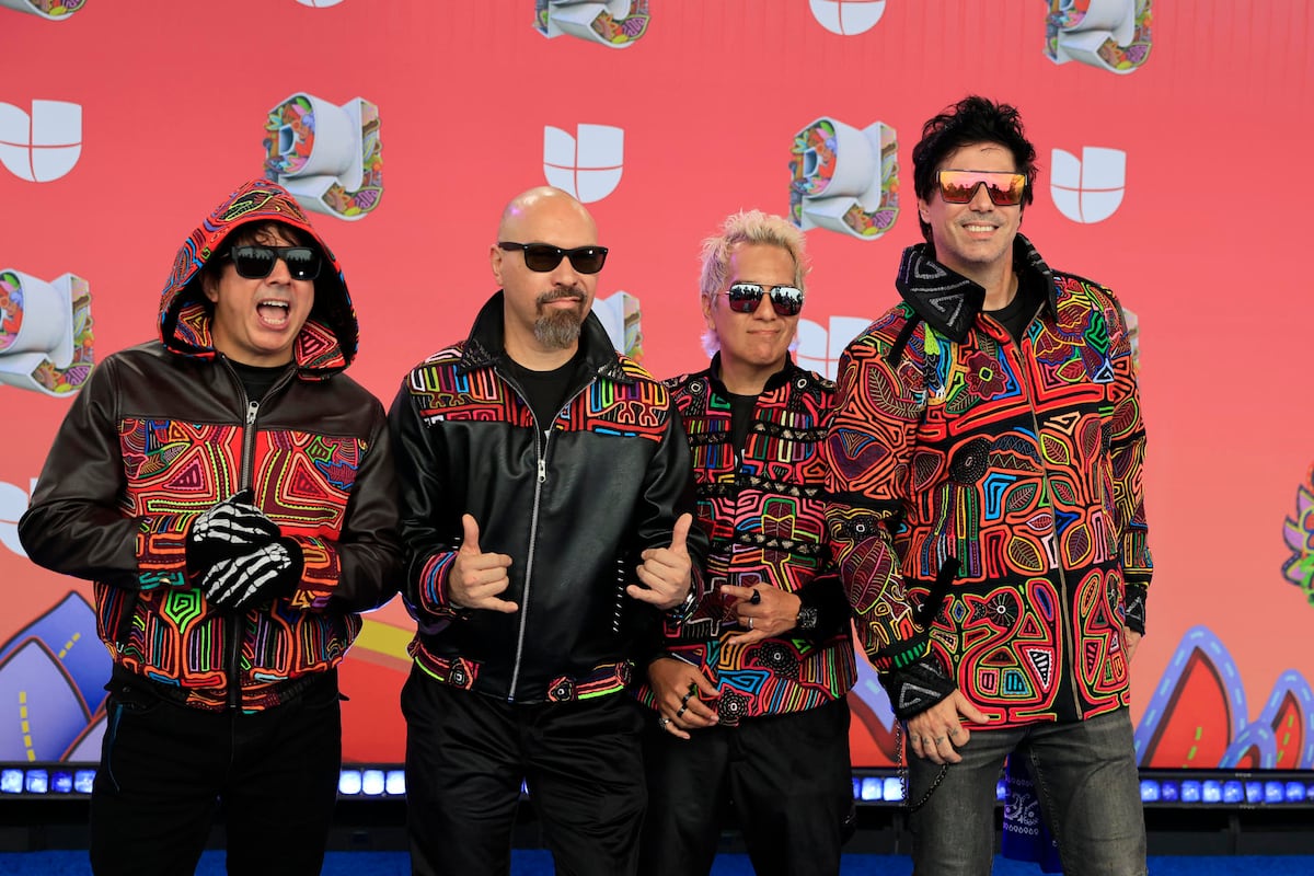 Artistas nacionales e internacionales que vistieron diseño local en Premios Juventud 2025