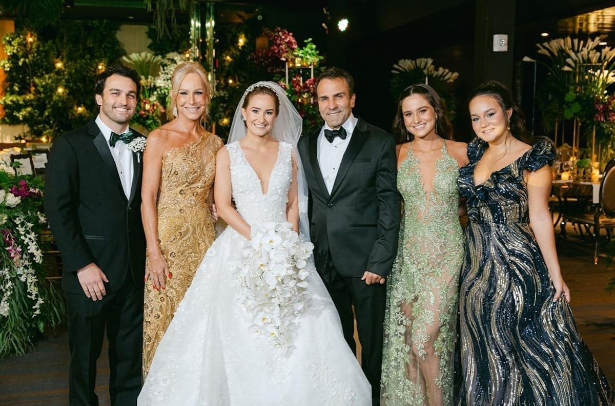 Fotos de la boda de la hija de la presentadora Karen Chalmers 