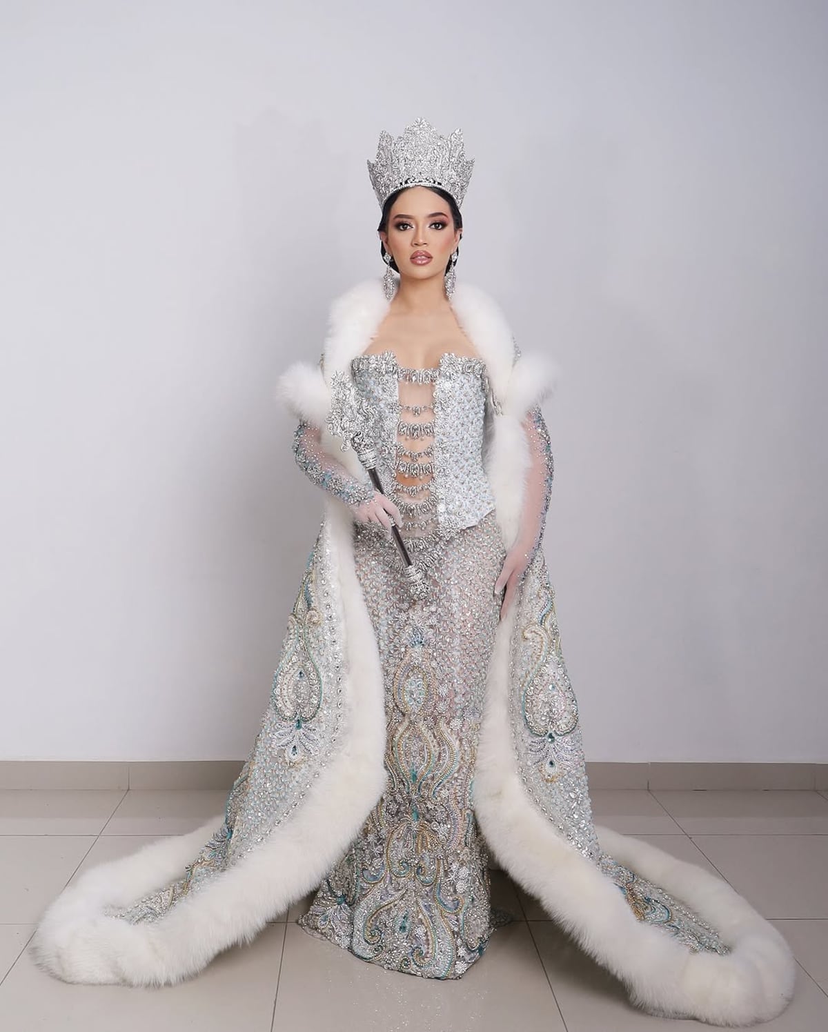 Noche de coronación: así lucieron las reinas el viernes de Carnaval