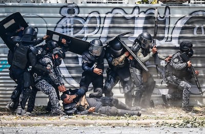 El fotógrafo de Corporación La Prensa Isaac Ortega gana el Premio Victoria a Mejor Fotografía Periodística