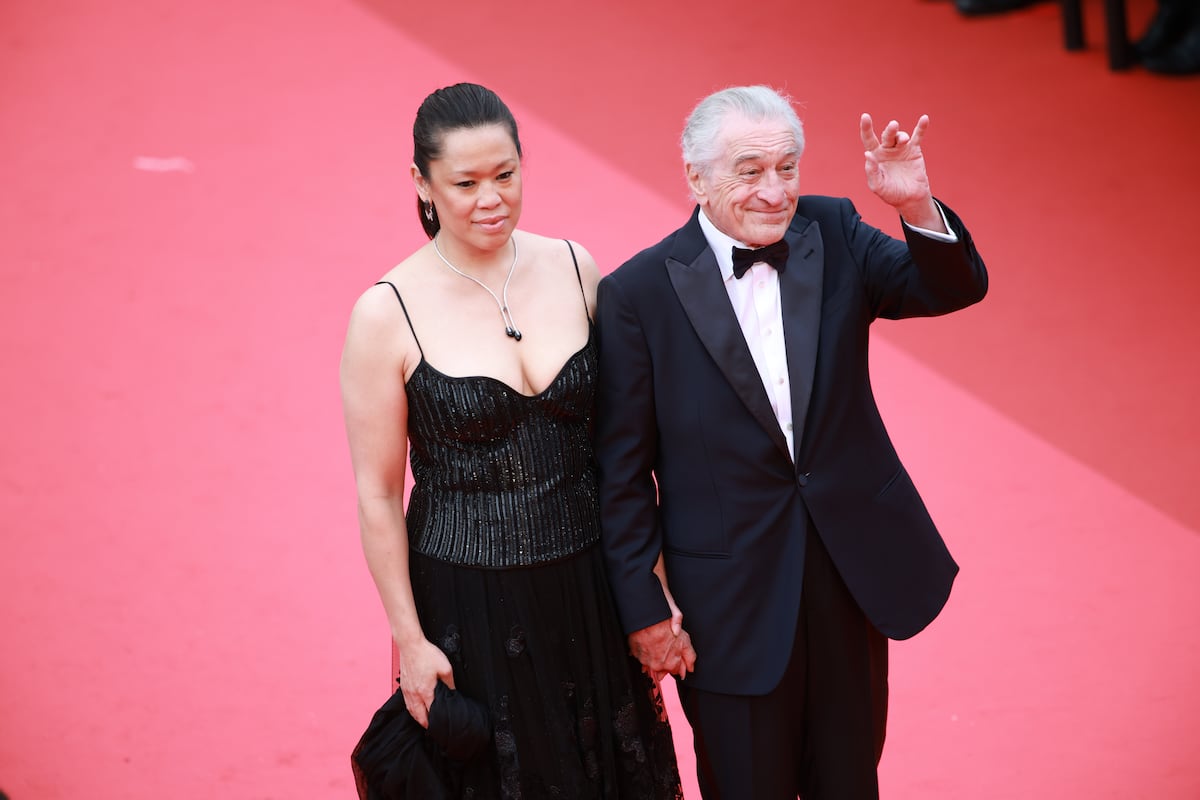 Robert De Niro, de 81 años, llega con la mamá de su bebé de dos años al Festival de Cannes