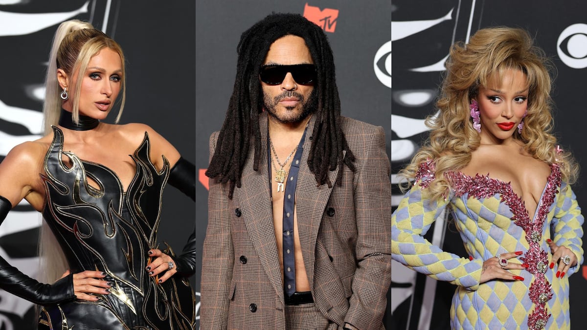 Brillo, encajes y rock: la moda que marcó los MTV VMAs 2025