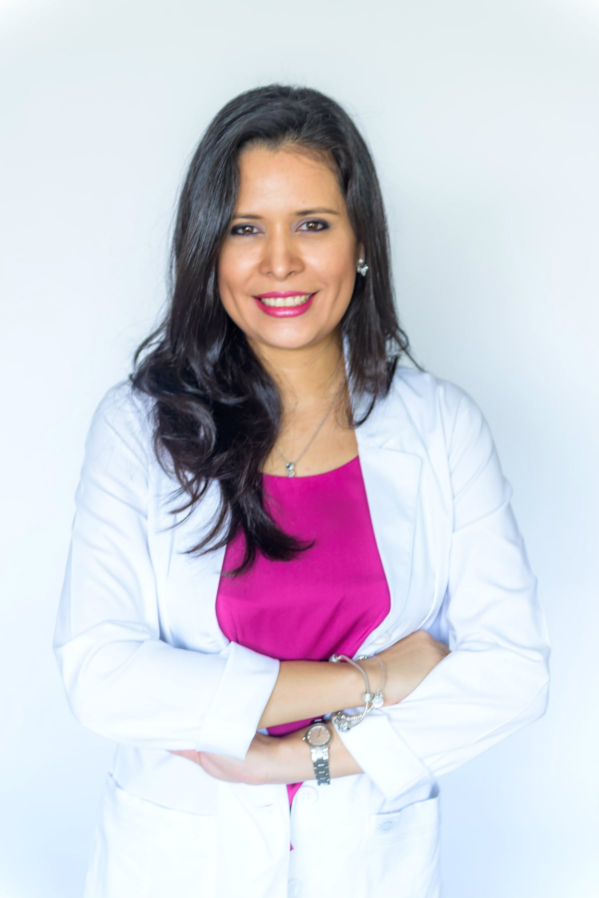 Prepara tu piel para la mascarilla: los cuidados para antes y después de su uso según una dermatóloga