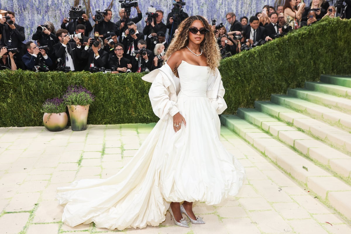 Beyoncé regresa a la Met Gala acompañada de su hija Blue Ivy y su esposo Jay-Z