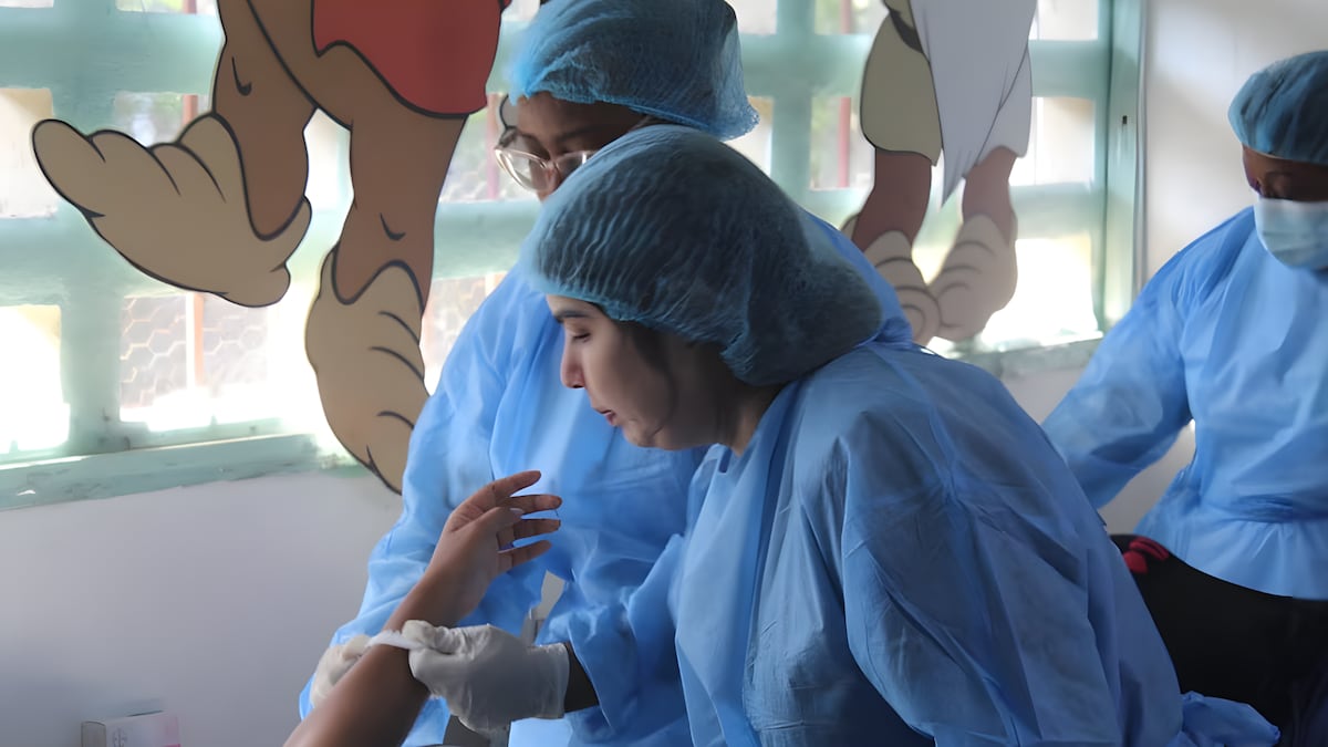200 mujeres en San Miguelito reciben implantes anticonceptivos en feria de salud