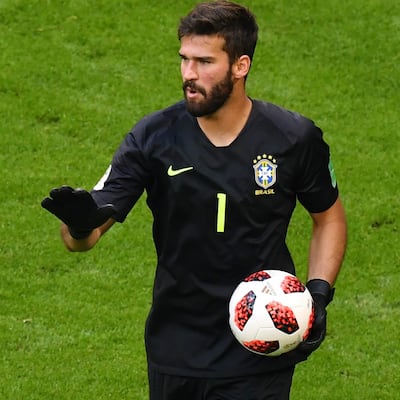 Te enamorarás del guapo portero de Brasil con estas imágenes