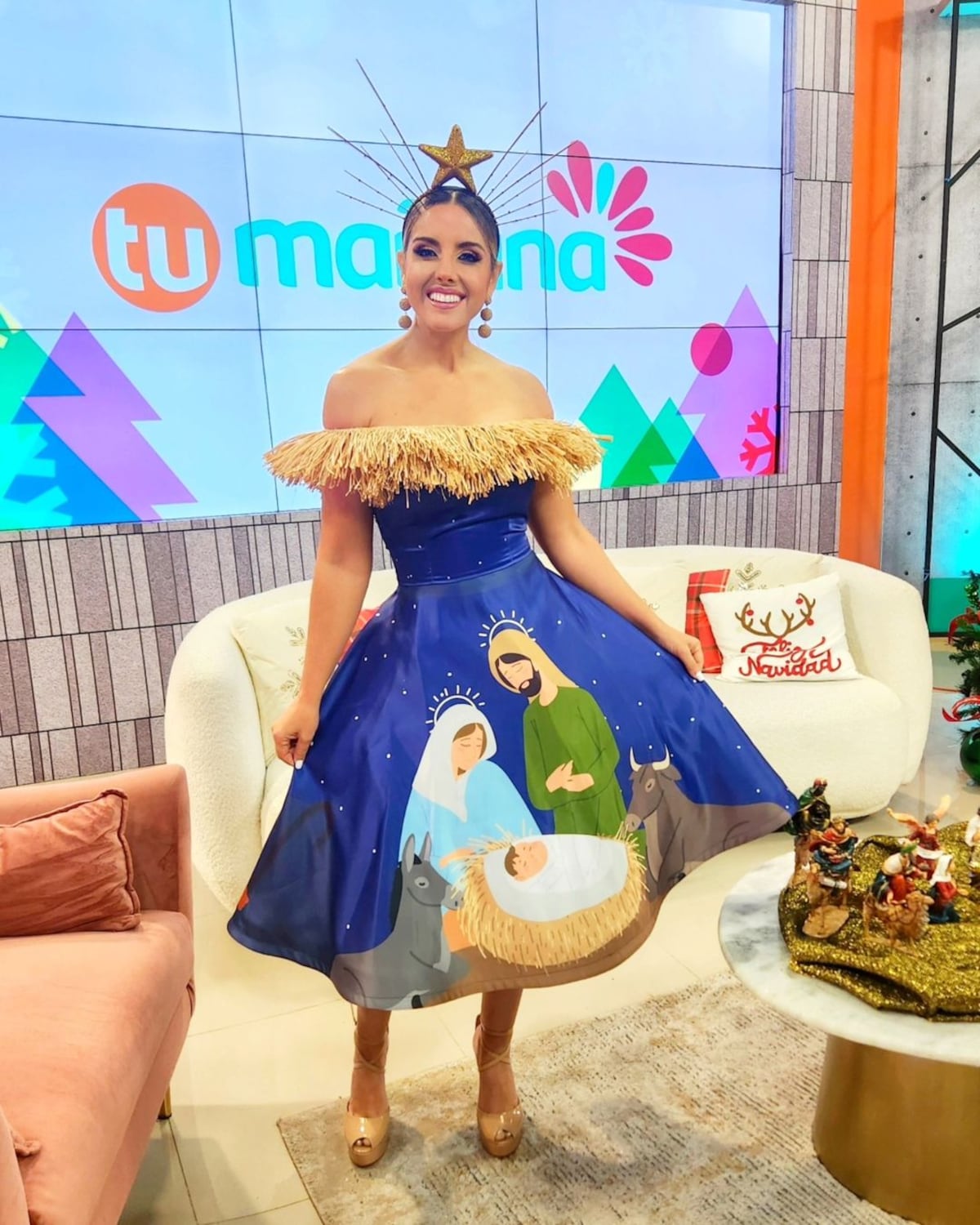 El vestido de pesebre, hecho en Panamá y con un tocado de Estrella de Belén, de Michelle Simons