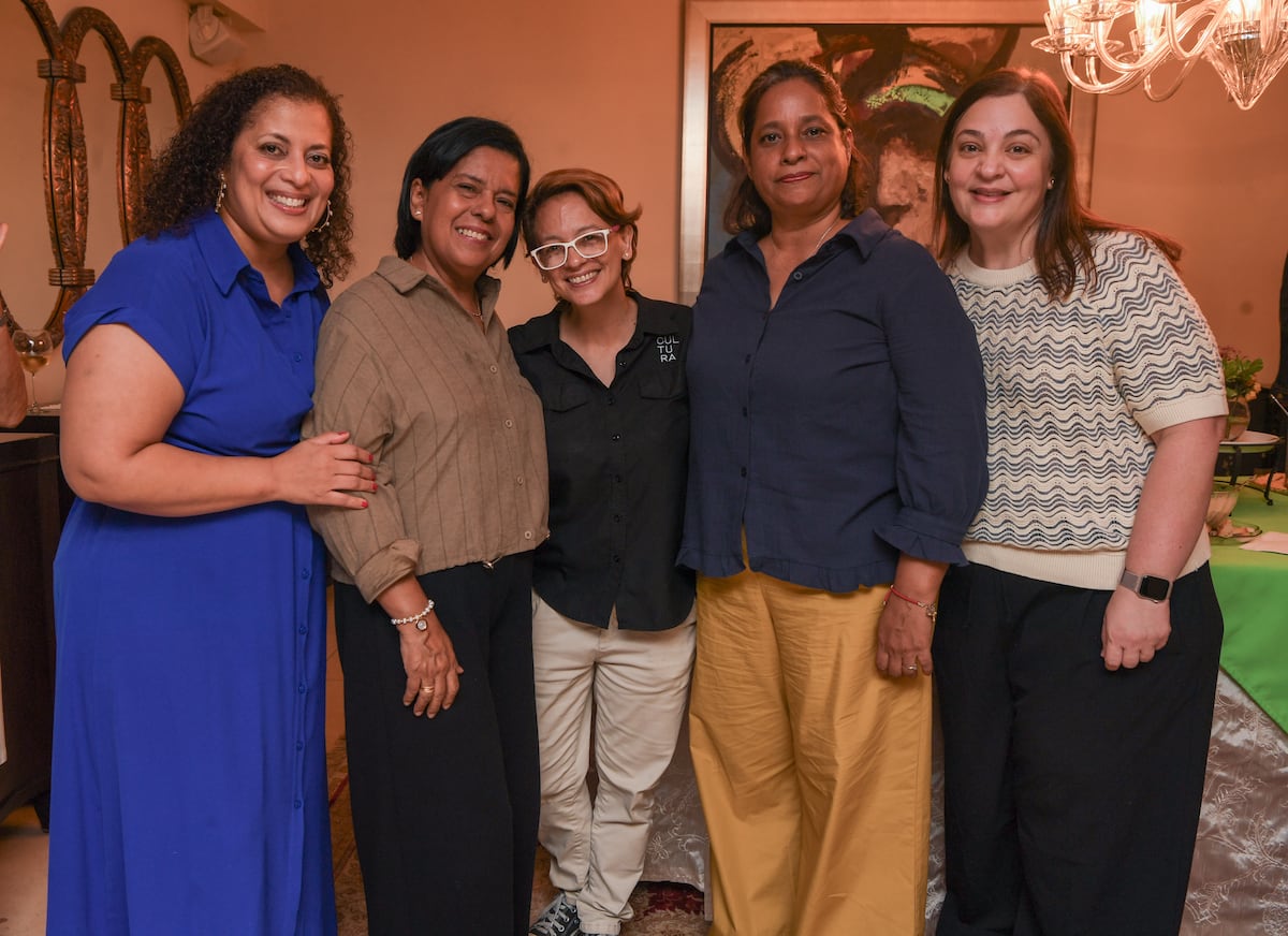 ‘Vengan a mi casa como sea’, Julieta de Diego de Fábrega celebra 30 años de su columna Del Diario de Mamá