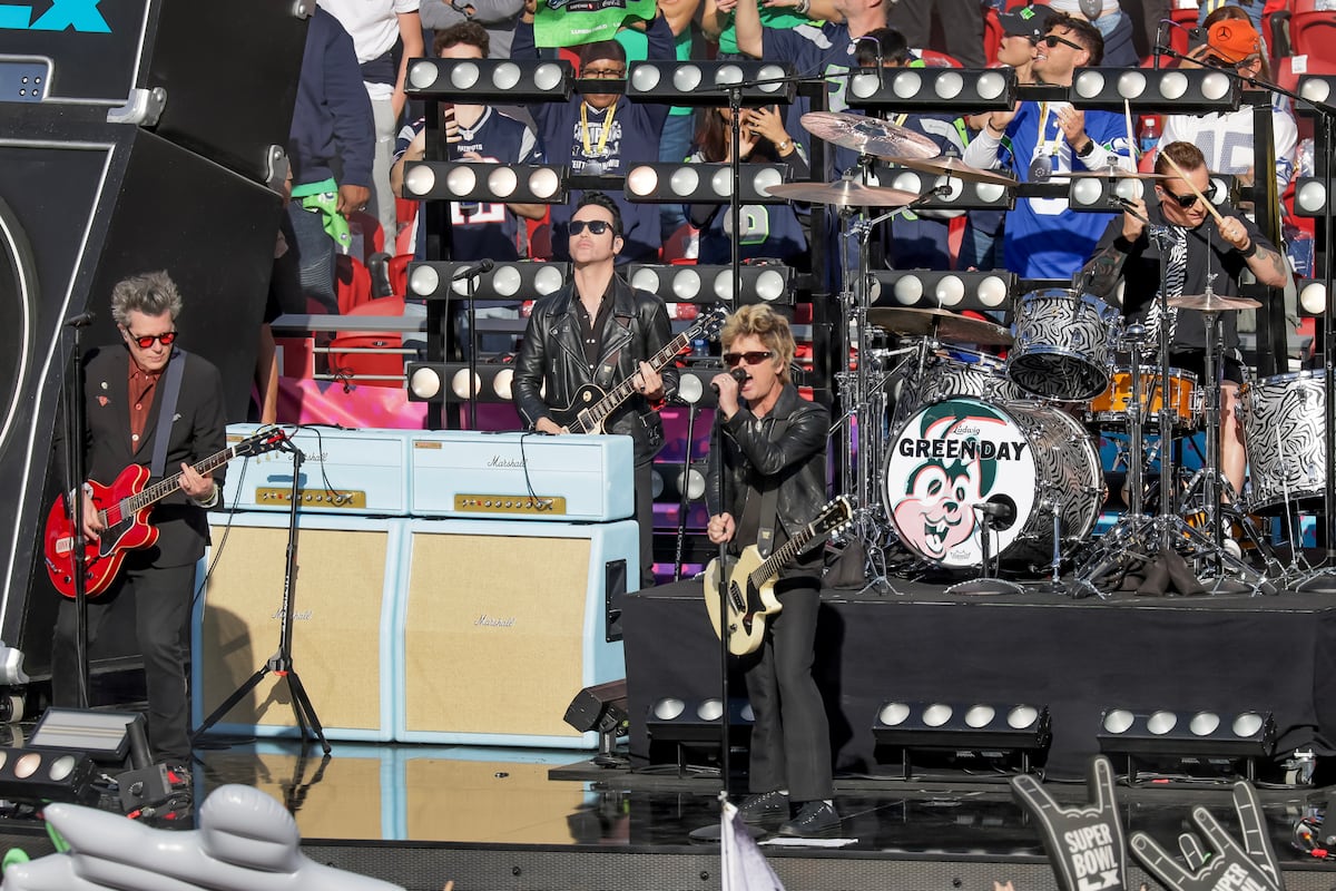Green Day canta ‘American Idiot’ en el show de apertura del Super Bowl
