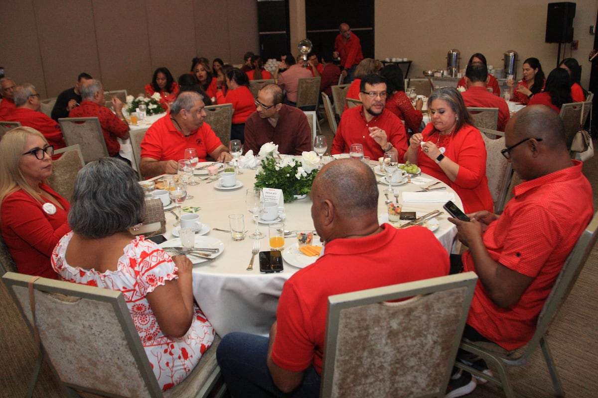 Entre historias y recuerdos, Panafoto celebra 60 años