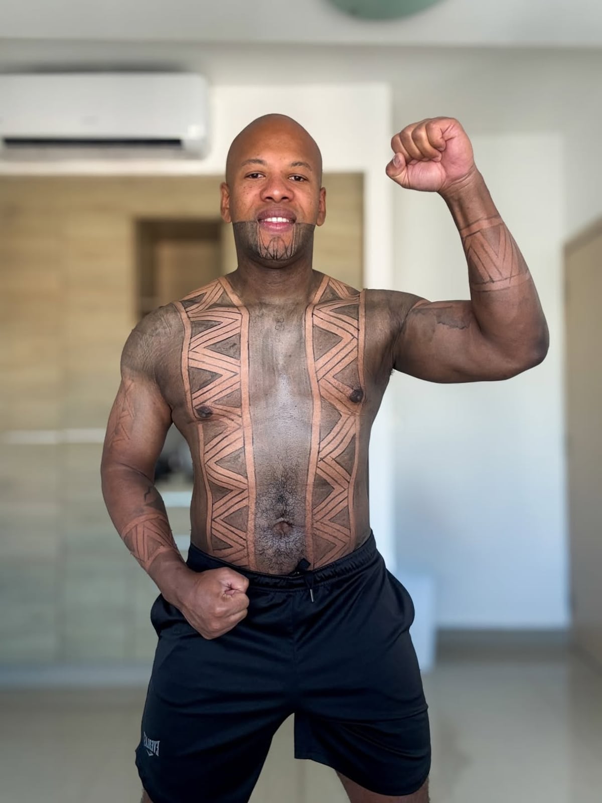 El chef panameño Isaac Villaverde, de La Tapa del Coco, y sus fotos para celebrar sus 37 años