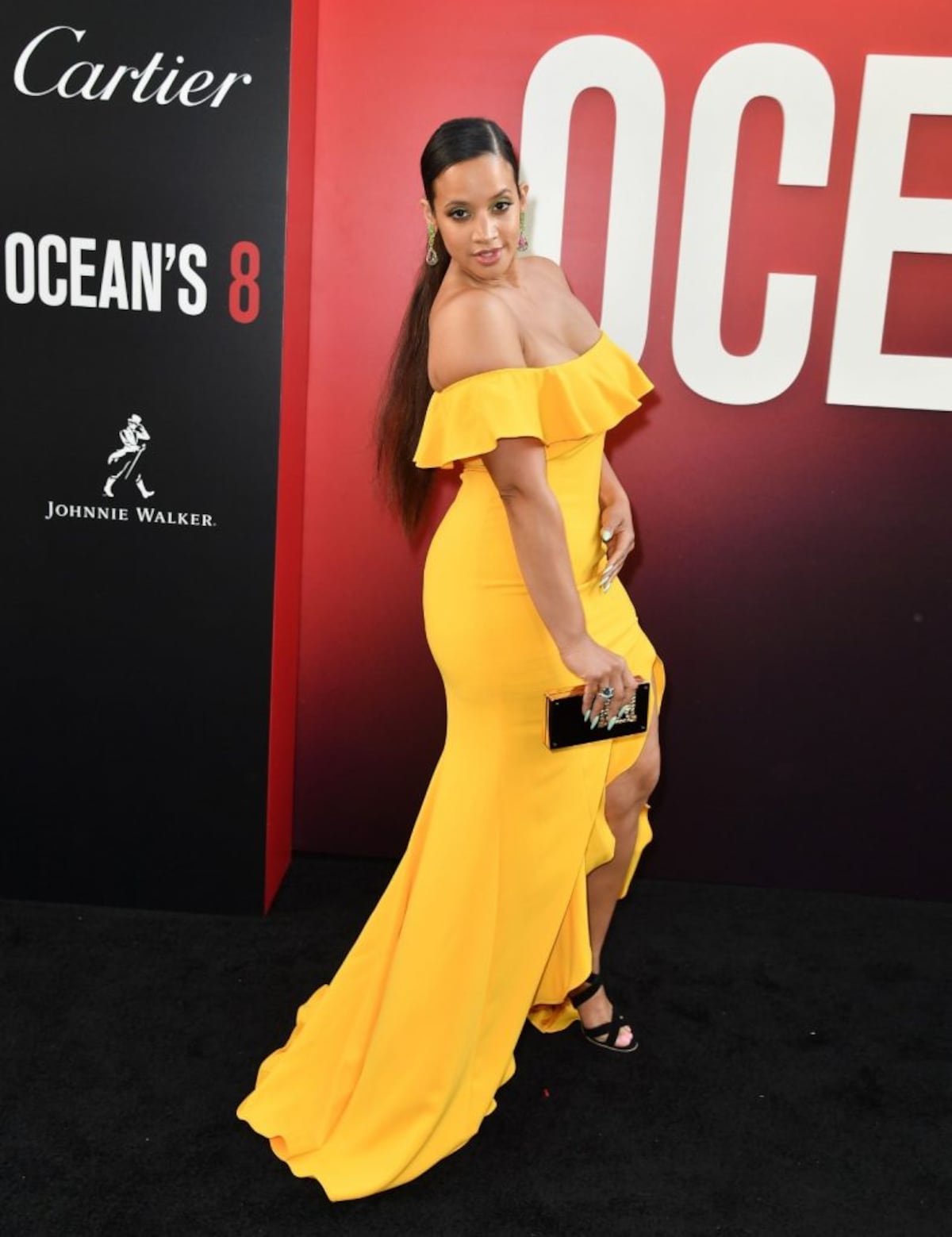 15 famosas de amarillo