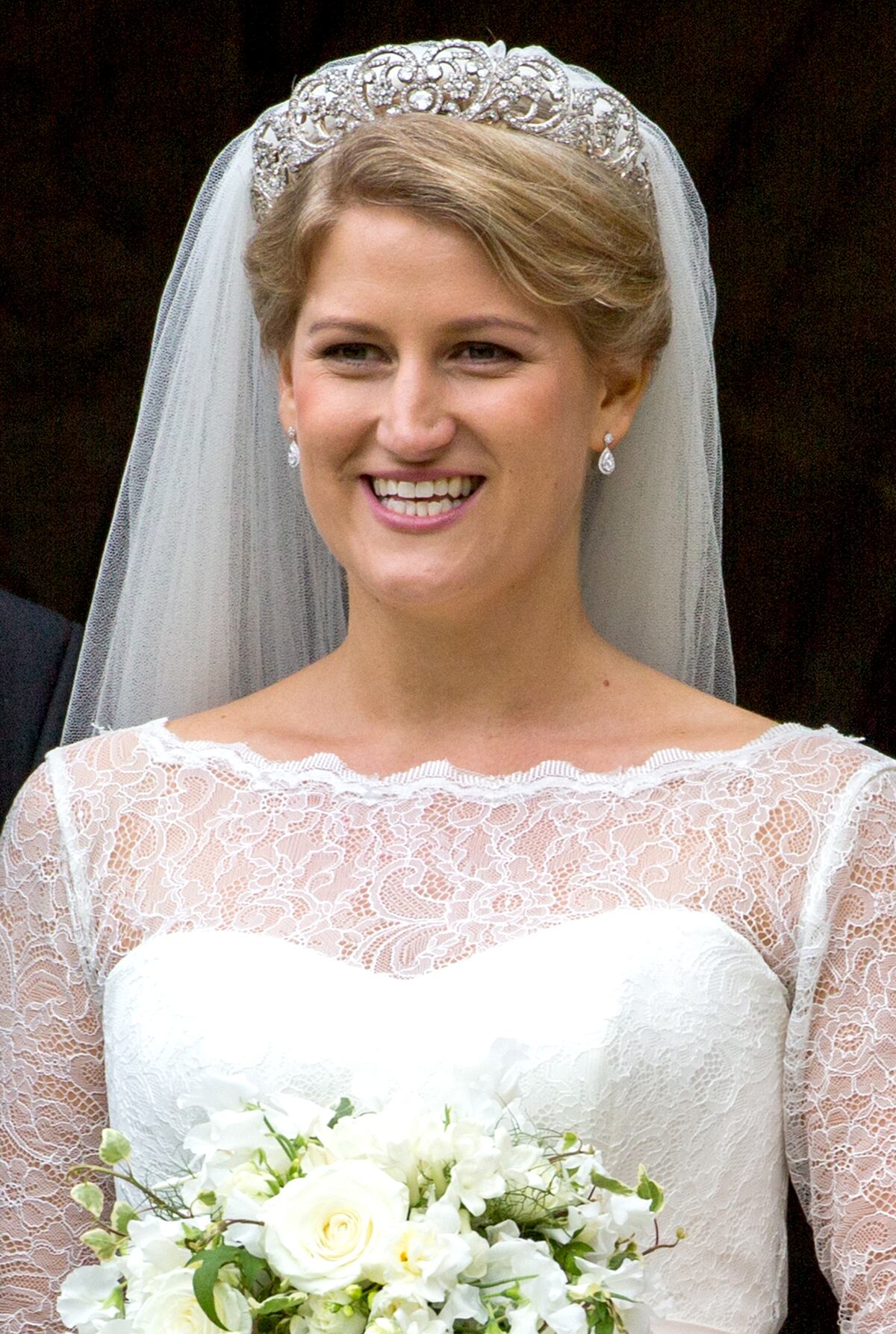 La tiara con la que se casó la princesa Diana, y que será heredada por su nieta Charlotte, en exhibición