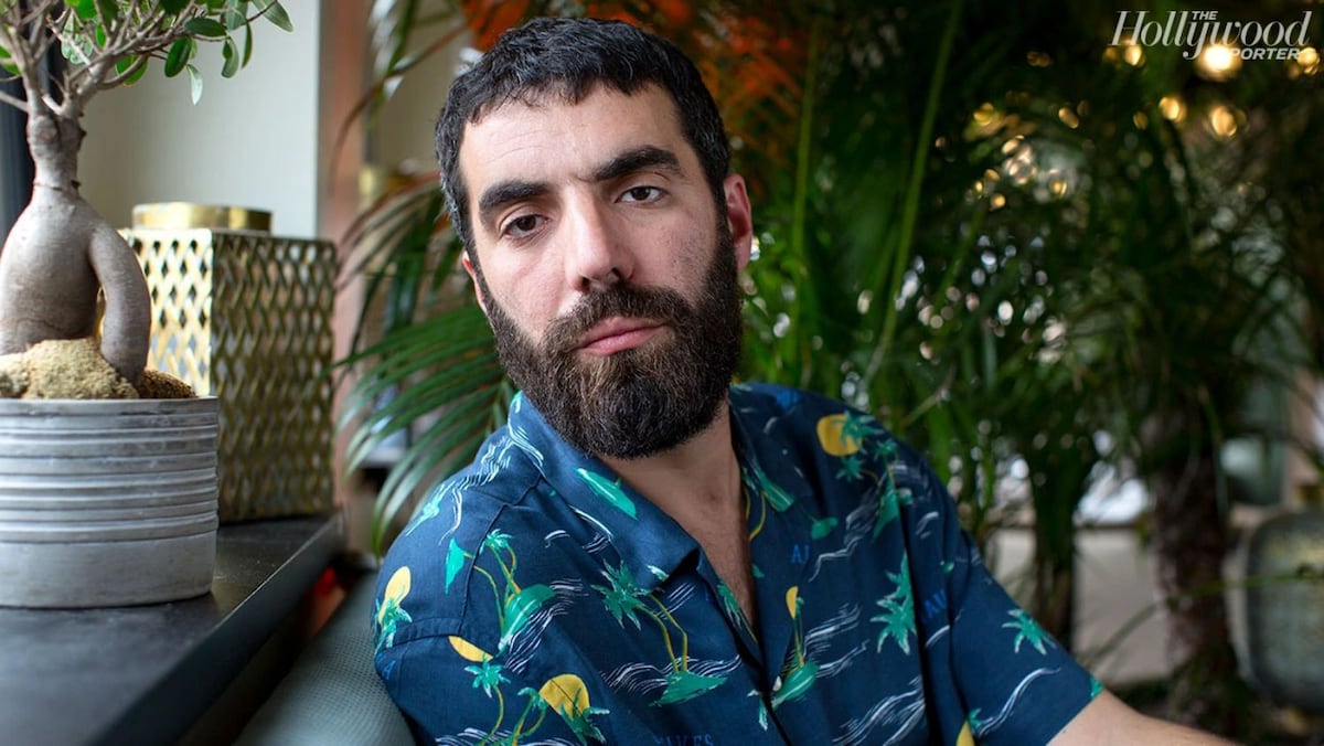 ¿Quién es Romain Gavras, el novio de 41 años de Dua Lipa?
