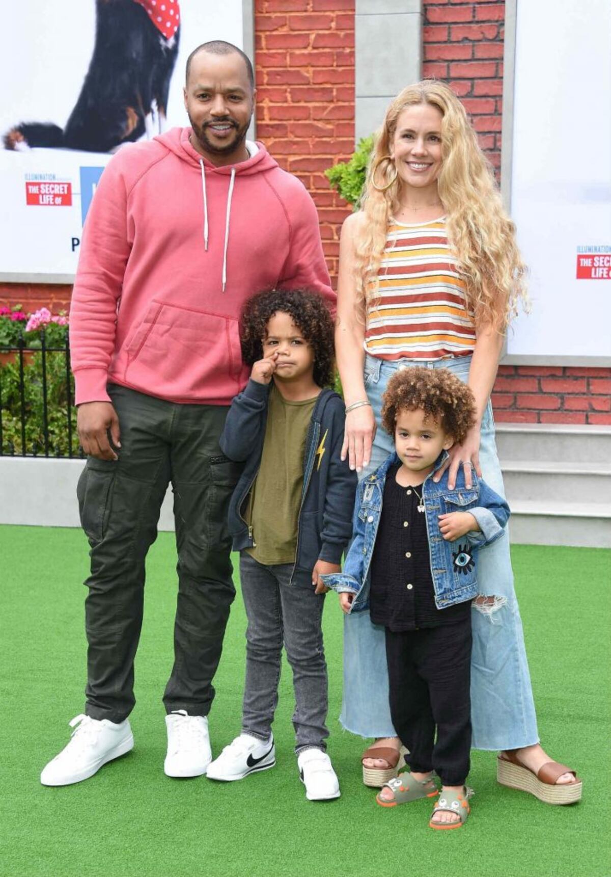 John Legend, Javier Bardem y otros famosos con un ‘look’ casual en zapatillas