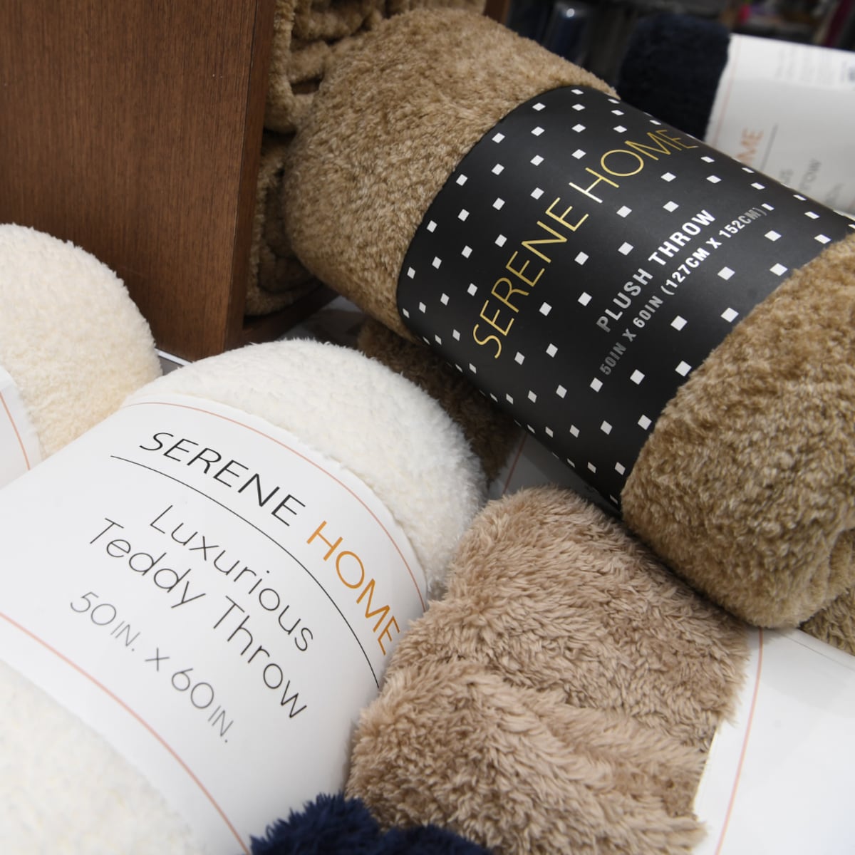 Serene Home llega a Saks