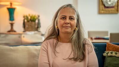 Las conmovedoras experiencias de una doctora que prepara el último adiós de los bebés