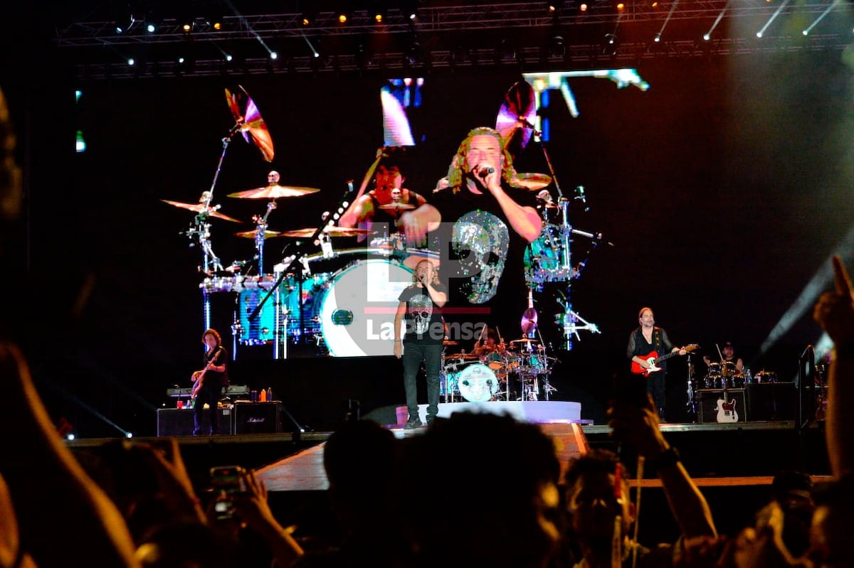 Maná electriza a Panamá con un concierto inolvidable en el Rod Carew